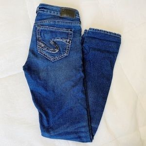 Silver Jeans Tuesday Joga Low Skinny Size 27